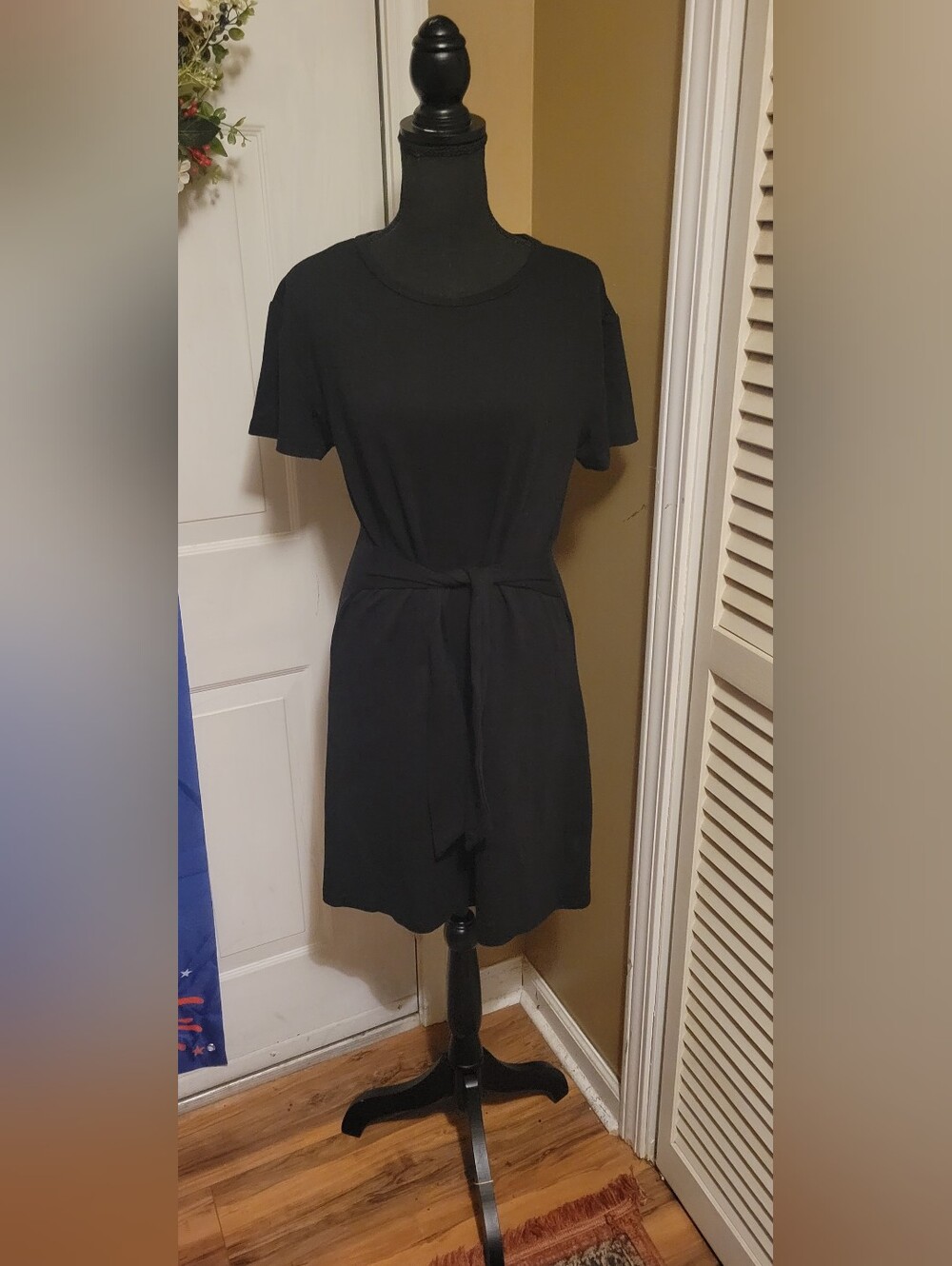 Steve Madden Black Knit Tee Dress with Tie Waist, Size MED
